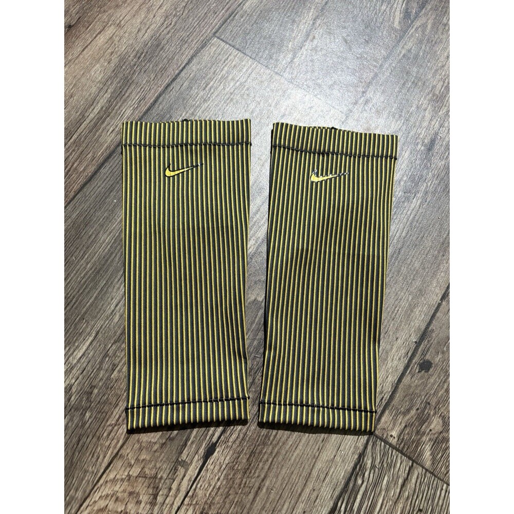 Nike Pro Elite DRI-FIT ADV Running Calf Sleeves Yellow Adult XXS FD5894-711